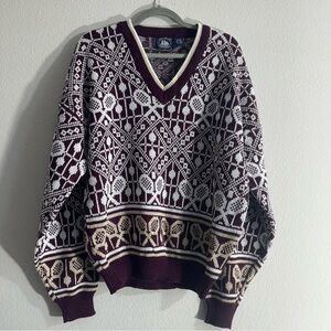 vintage Atlantic traders V-neck sweater men  tennis racket on the lower band.